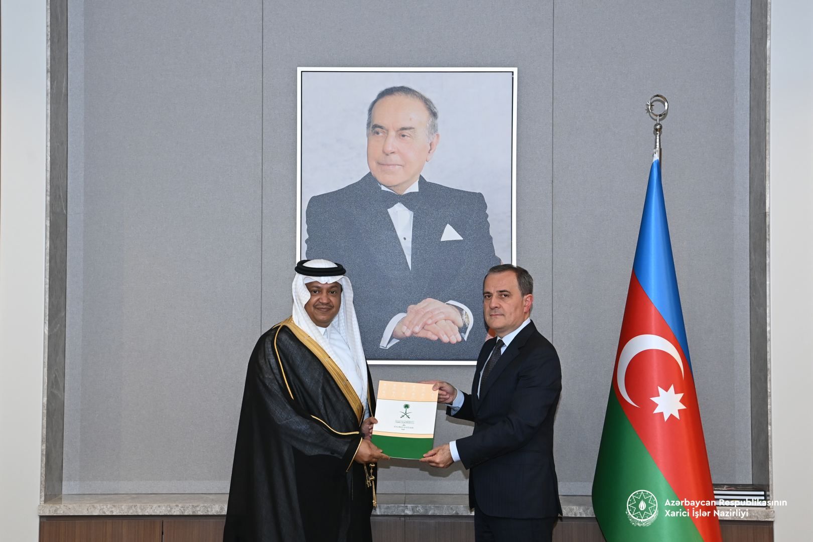 Azerbaijani FM meets with Saudi Arabian Ambassador