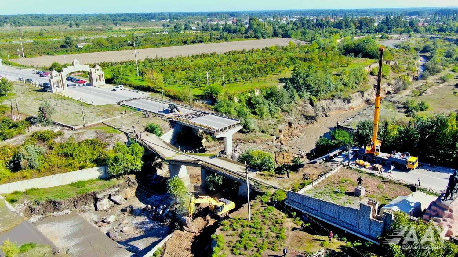 Demolition of collapsed bridge in Khachmaz and clean-up of area continues [PHOTOS/VIDEO]