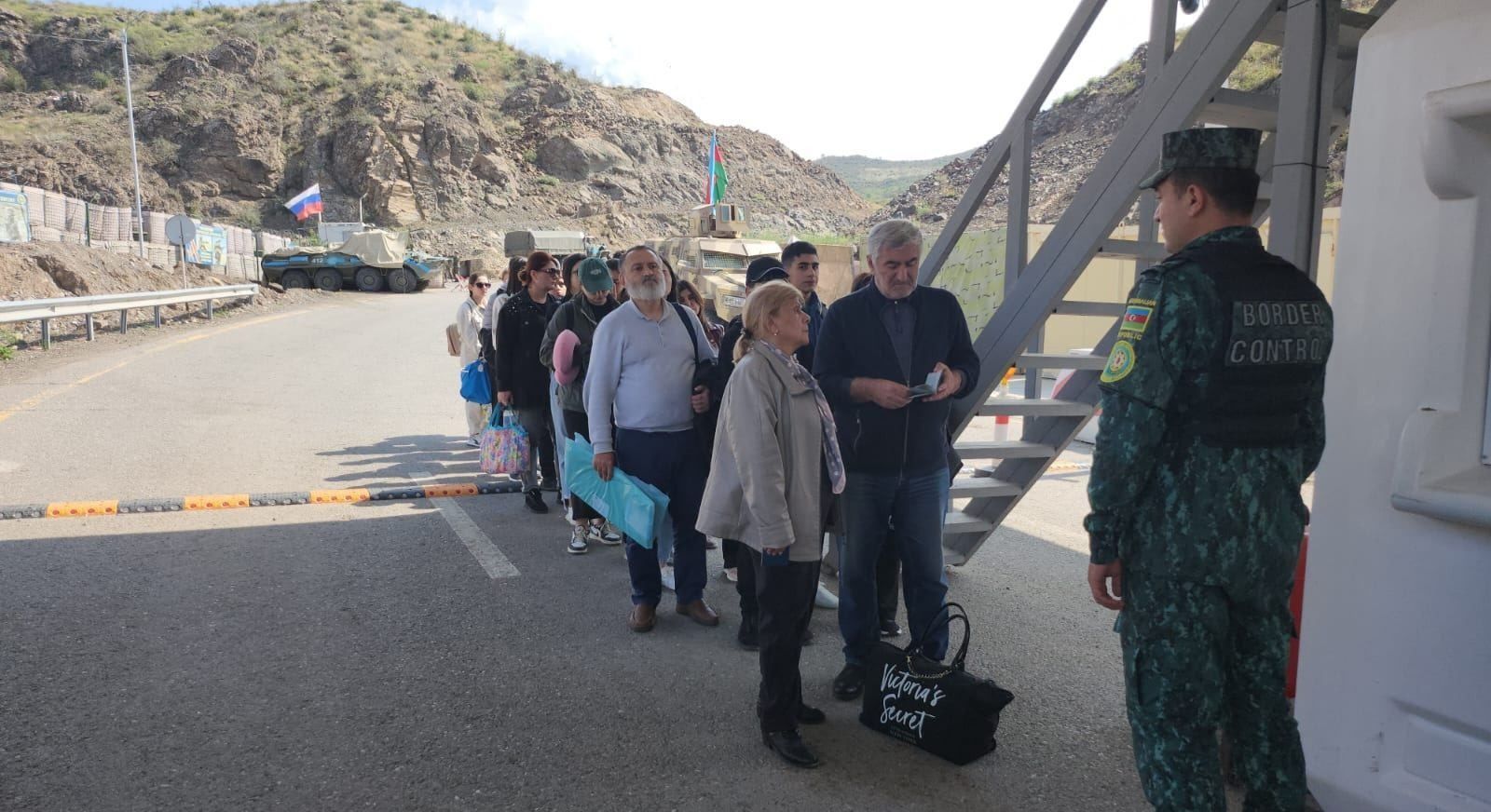 Separatists take bribes from residents going to Armenia from Garabagh
