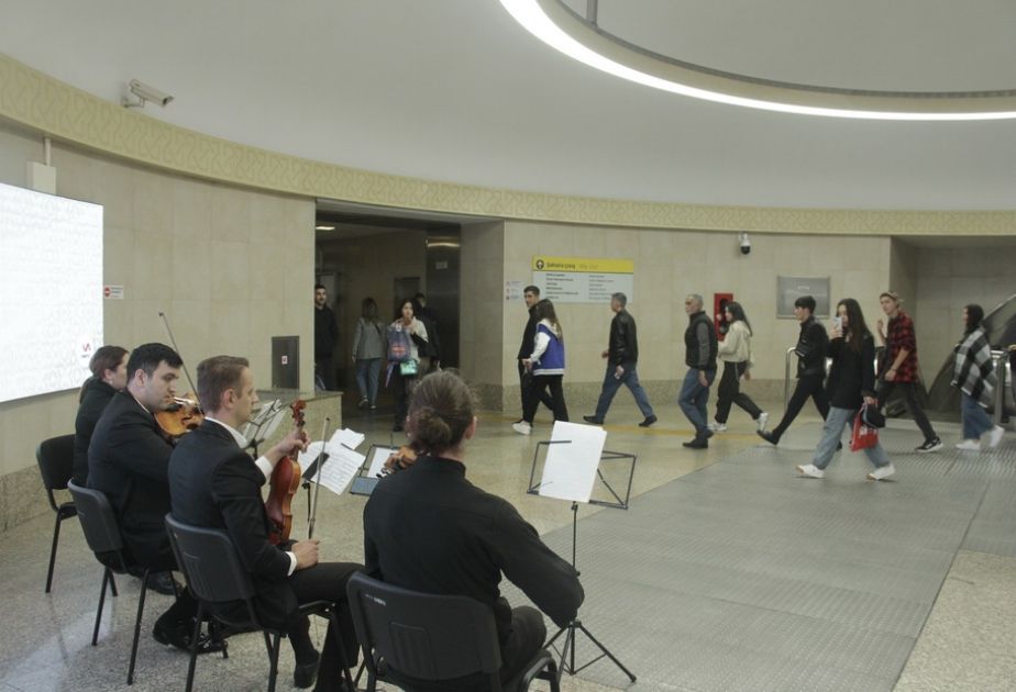 Baku Metro delighted its passengers with Uzeyir Hajibayli's music [PHOTOS] - Gallery Image