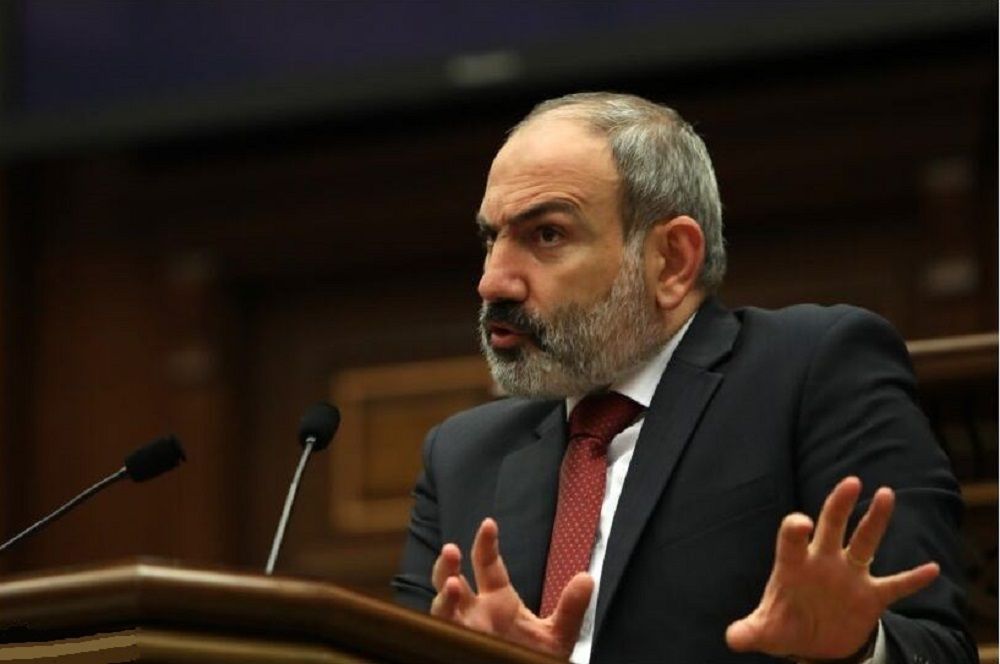 Pashinyan tries to hold power by raising tension in relationship with Azerbaijan - expert