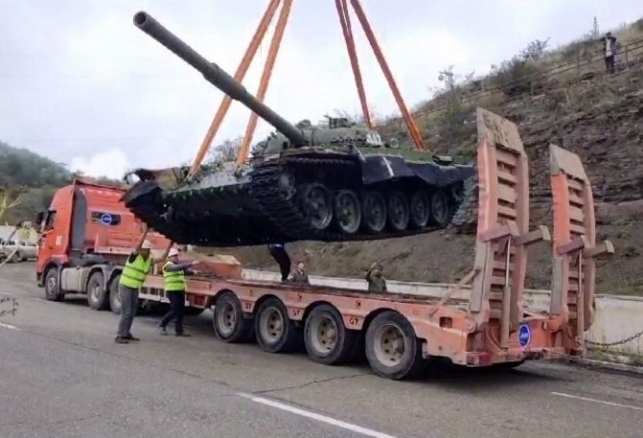 Armenian tank shot by Albert Agharunov dismantled and delivered to Baku - Gallery Image