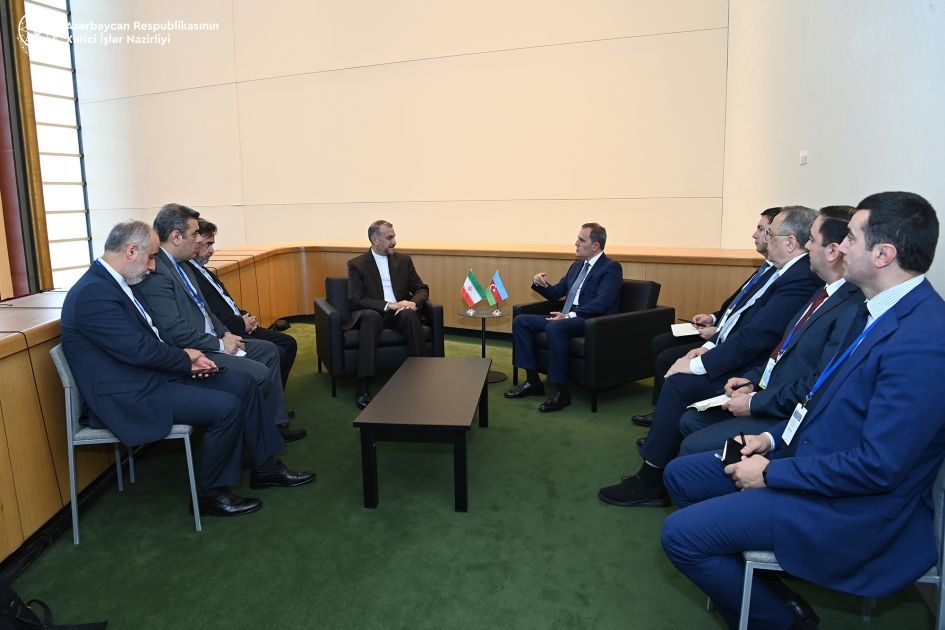 Azerbaijan, Iran discuss latest situation in region