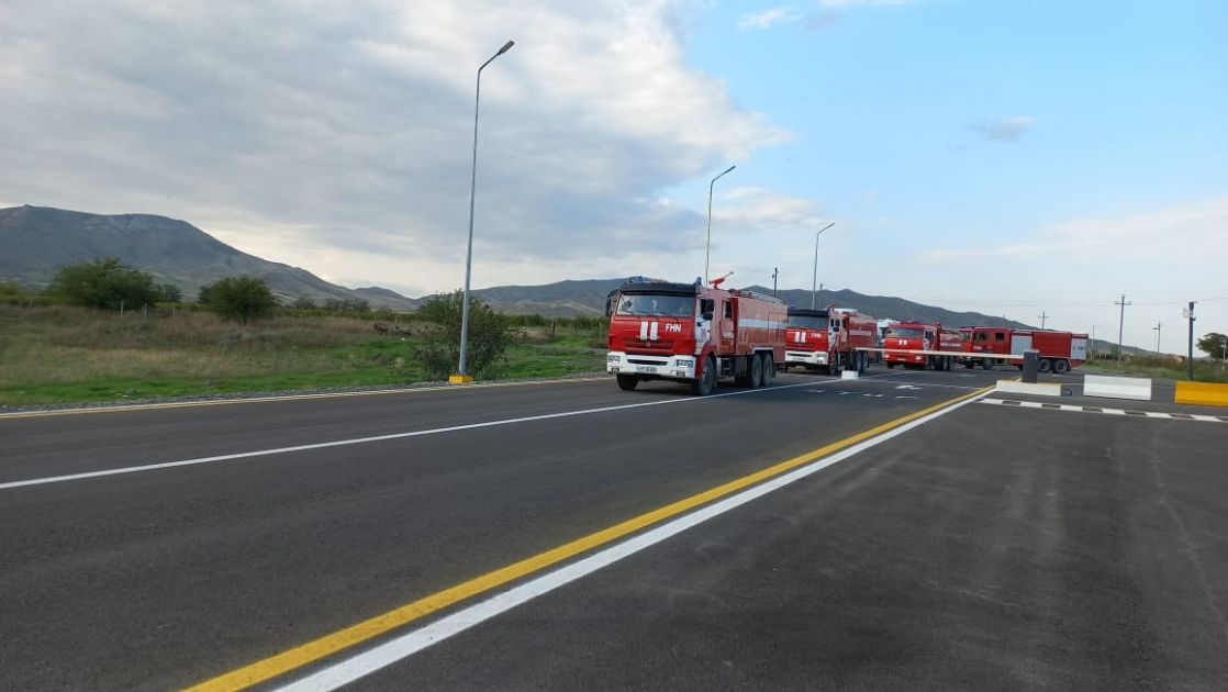 Azerbaijan sends fire fighters to extinguish fire at filling station near Khankendi [PHOTOS/VIDEO] - Gallery Image