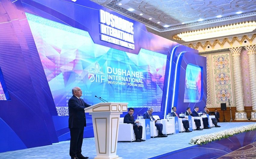 Azerbaijani PM makes speech at Investment Forum Dushanbe-2023