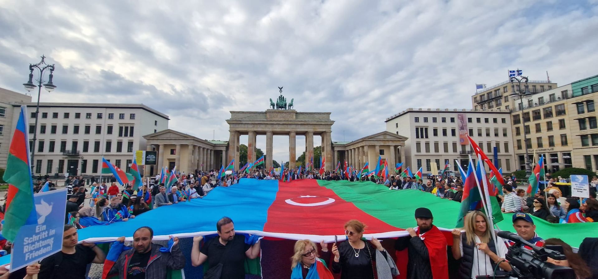 Azerbaijanis living in Germany hold peaceful protest [PHOTOS/VIDEOS]
