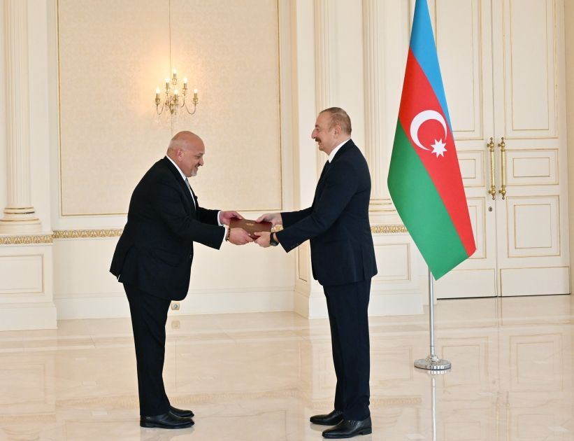President Ilham Aliyev receives credentials of incoming ambassador of Jordan [PHOTOS/VIDEO]