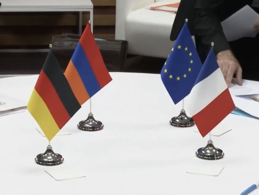 Brilliant move by Grandmaster - made all recognize its territory in silence