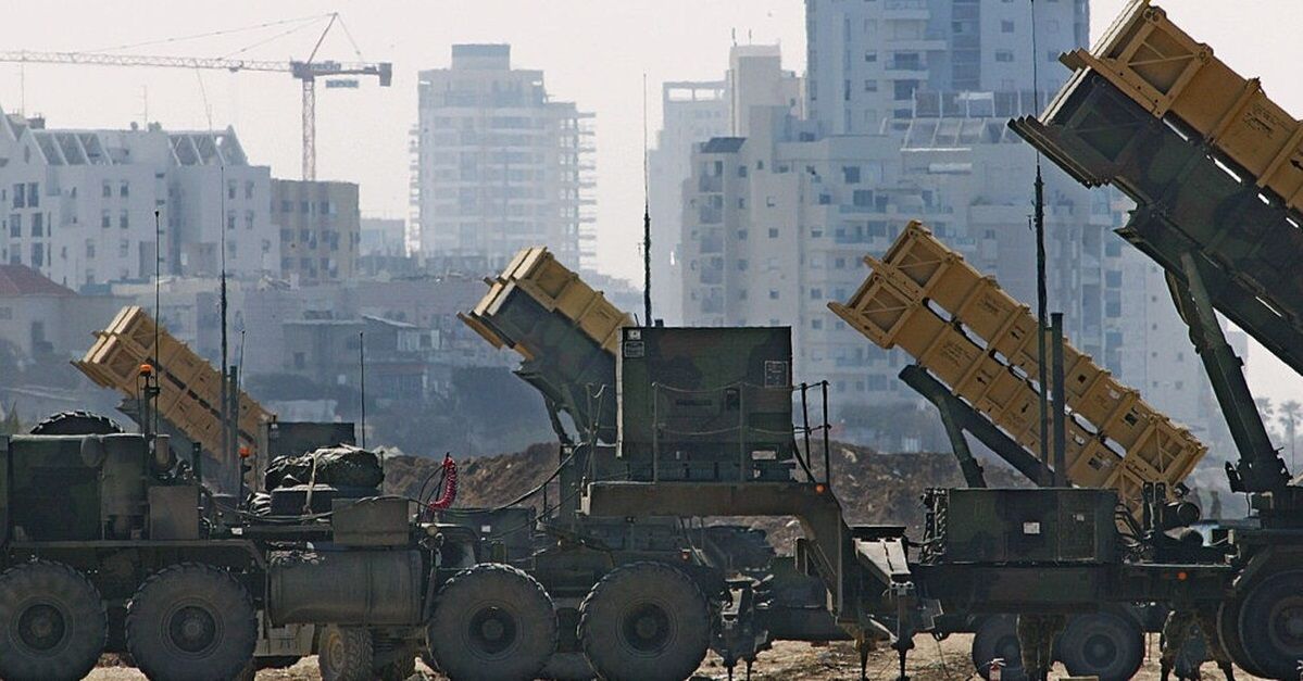 Israel launches patriot misile