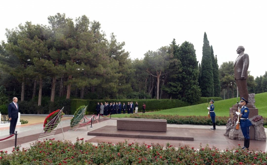 President of Northern Cyprus pays tribute to National Leader Heydar Aliyev [PHOTOS]