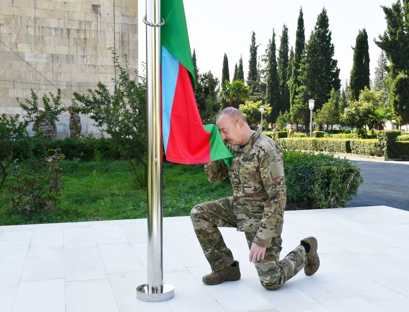 President Ilham Aliyev raises national flag of Azerbaijan in Aghdara city [PHOTOS]