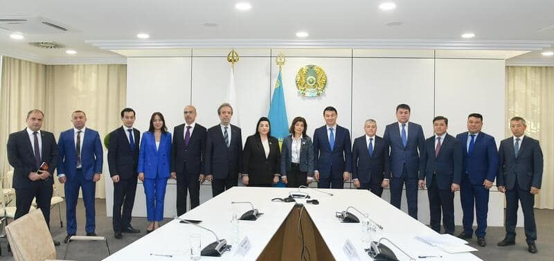 Azerbaijani delegation meets with Akim of Turkestan [PHOTOS]