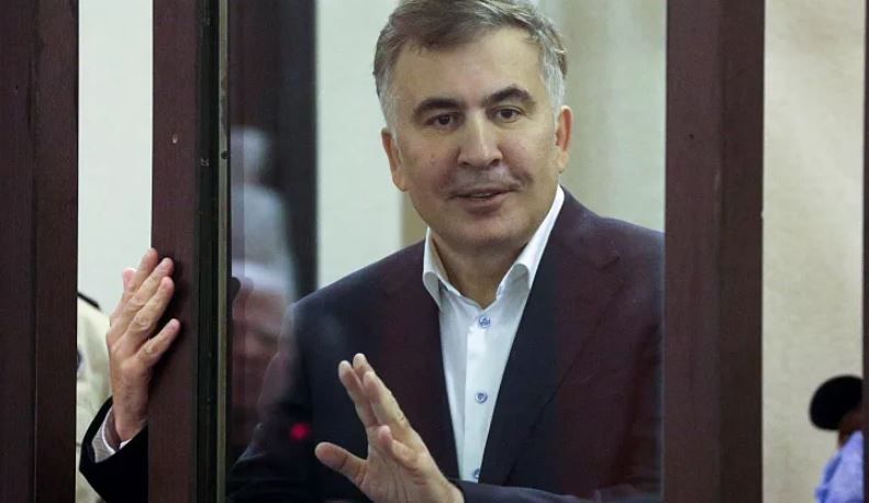 Former Georgian President urges Armenian PM to take resolute step towards peace treaty