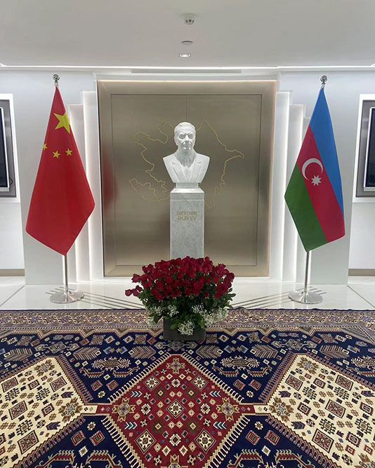 Azerbaijani Defence Minister meets with heads of companies in China