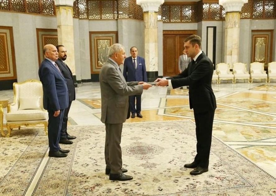New Azerbaijani ambassador presents credentials to Iraqi President [PHOTO]