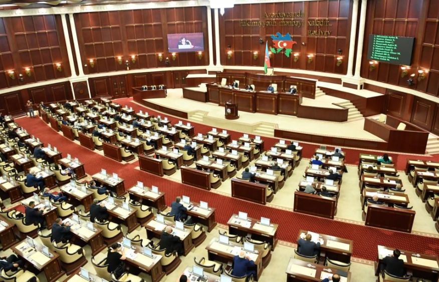 Milli Majlis opens plenary meeting with wide ranging agenda