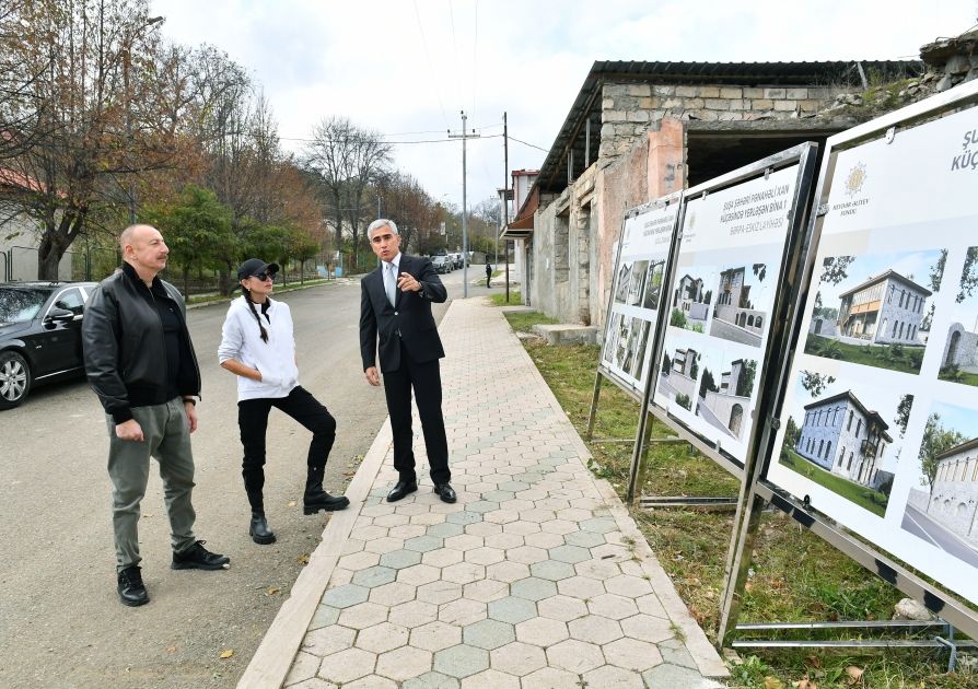 President Ilham Aliyev examined projects of restoration and reconstruction of some buildings on Panah Ali Khan Street to be implemented by Heydar Aliyev Foundation [PHOTOS/VİDEO]