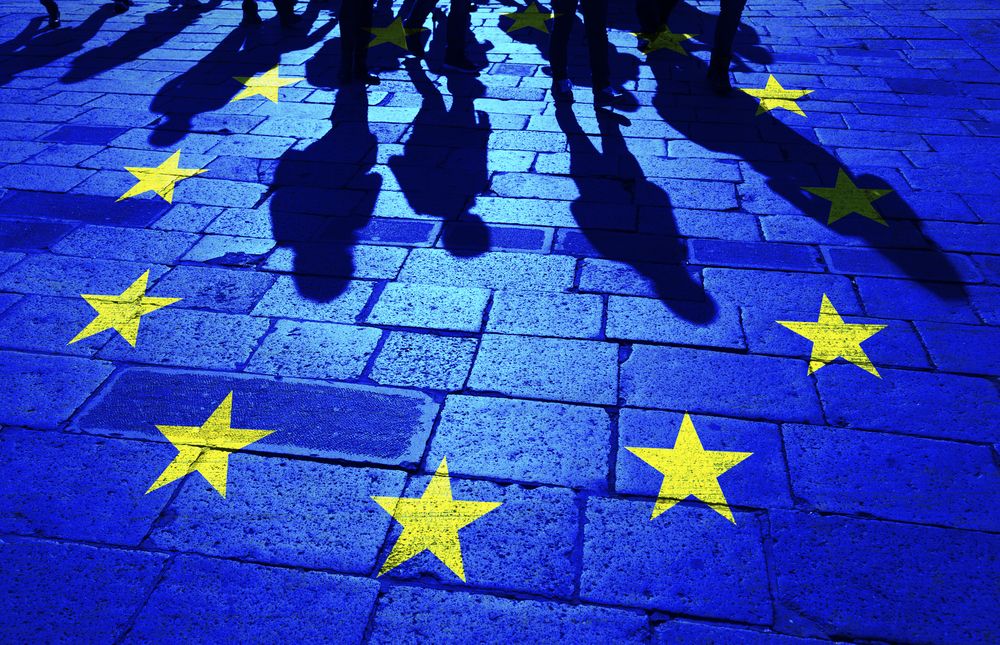 How EU's politicians cast shadow over influence of Union?