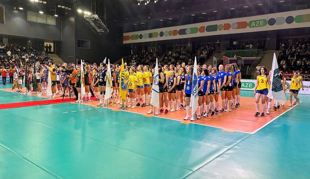 Волейболният отбор на CSC участва в първенството на Азербайджан