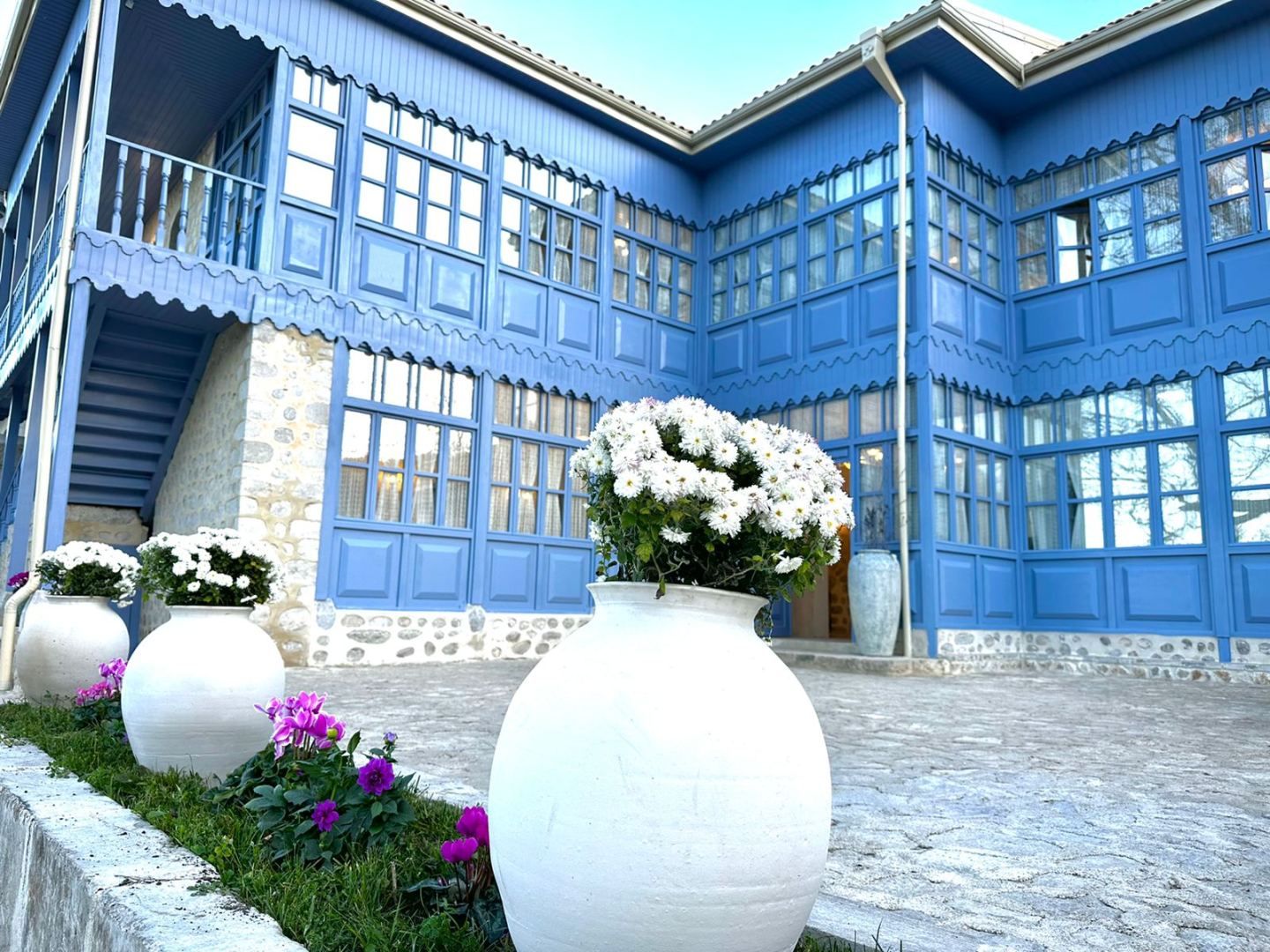 Slider Image 1