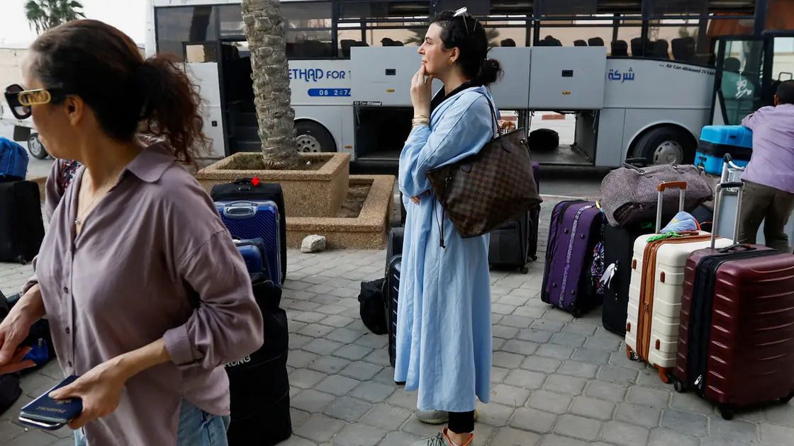 Russia starts evacuating its citizens from Gaza