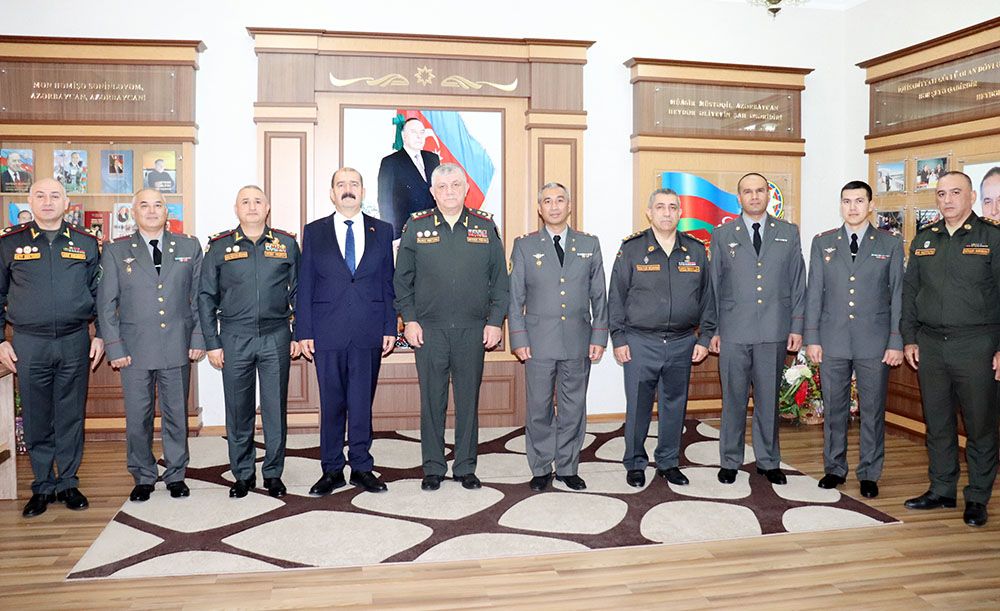 Azerbaijan, Uzbekistan discuss prospects for development in military education [PHOTOS]