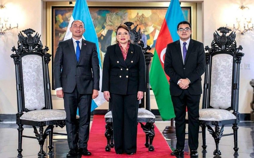 President of Honduras accepts credentials of Azerbaijani ambassador [PHOTOS]