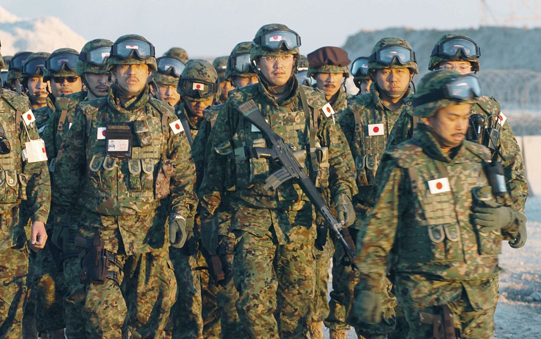 Japanese military conducted drill to defend remote island