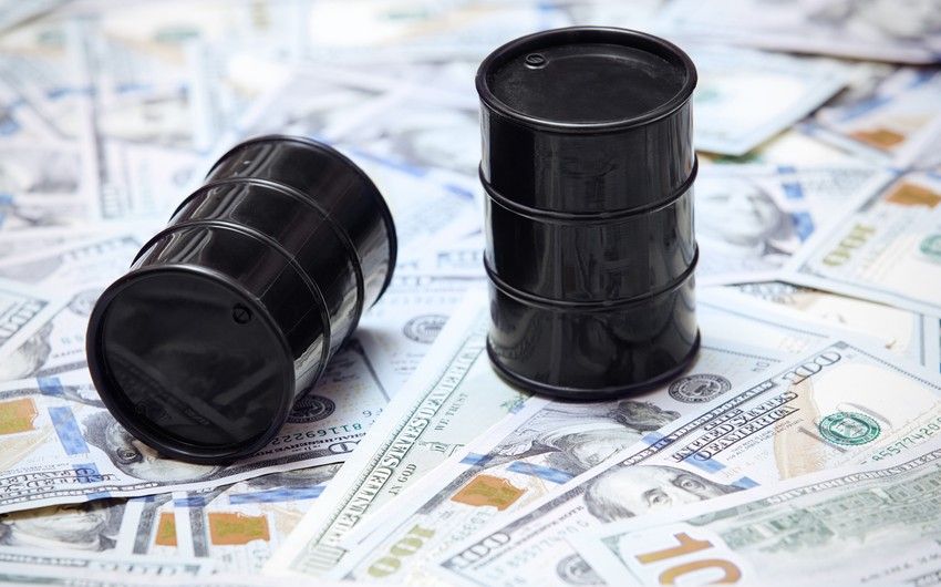 Brent oil prices above $83 a barrel at ICE