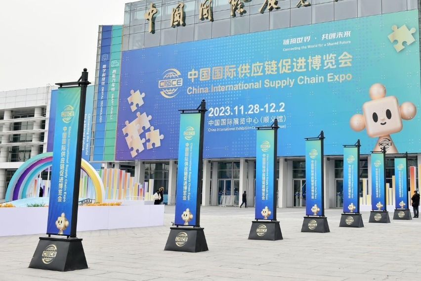 China's electronic information manufacturing industry sees further recovery