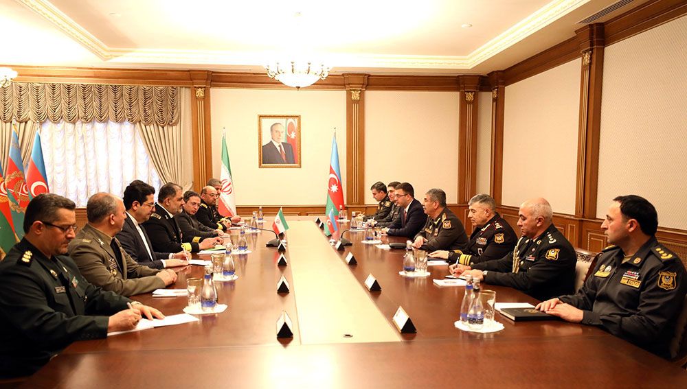 Azerbaijani Defense Minister received Iranian Navy Commander [PHOTOS]