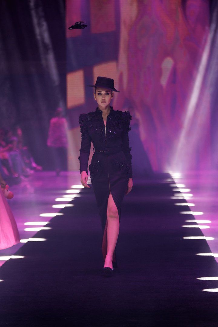 Baku Fashion Week demonstrates stunning gowns with national motifs [PHOTOS] - Gallery Image