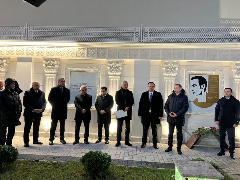 Bas-relief to Muslim Magomayev unveiled in Moldova [PHOTOS]