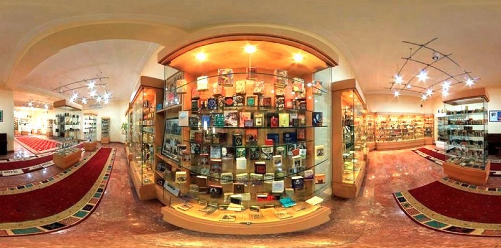 Museum of Miniature Books: Paradise for book enthusiasts [PHOTOS]