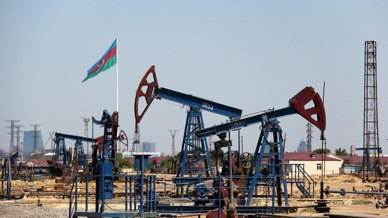 Azerbaijani oil prices grow