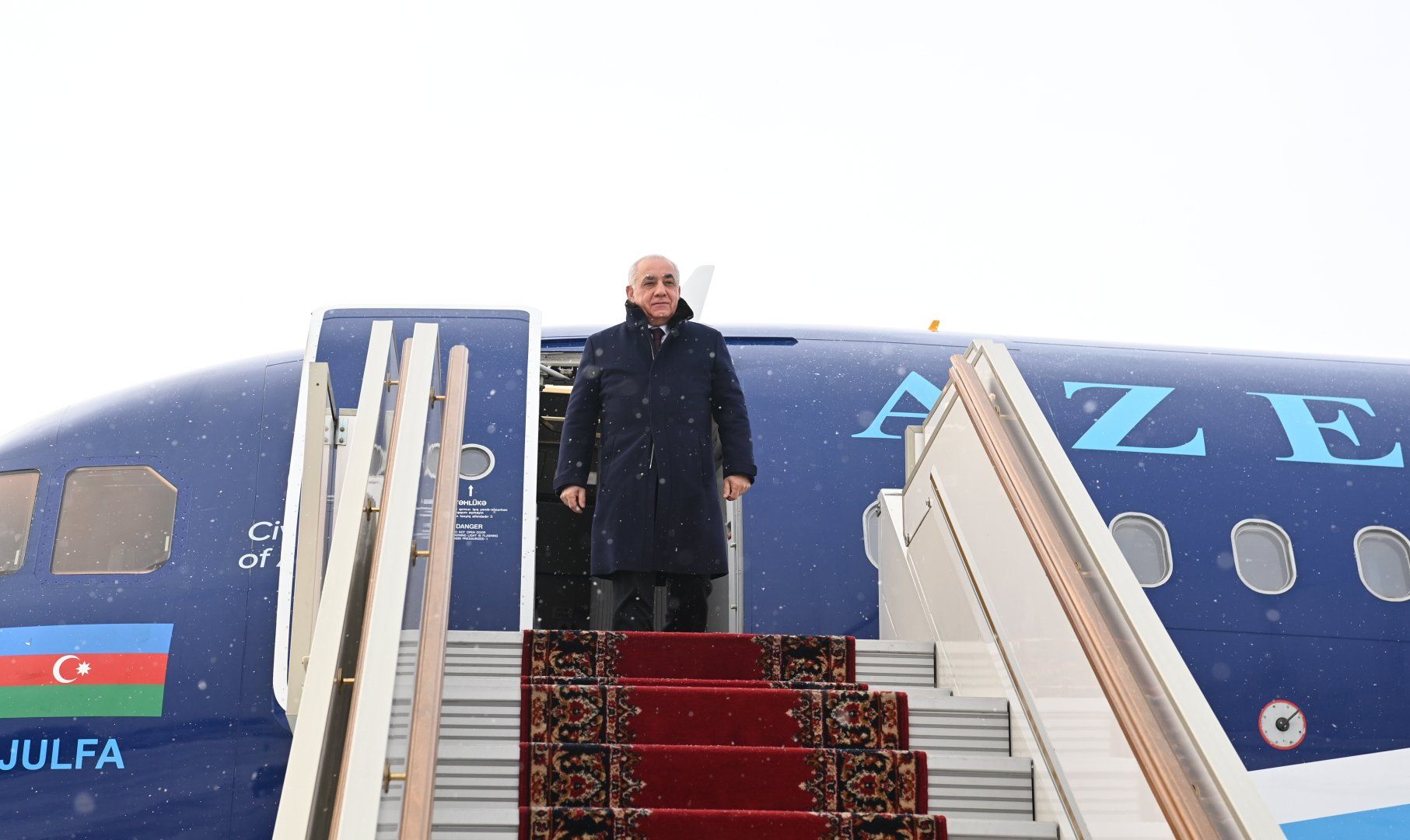 Azerbaijani Prime Minister leaves on working visit to Moscow [PHOTOS]