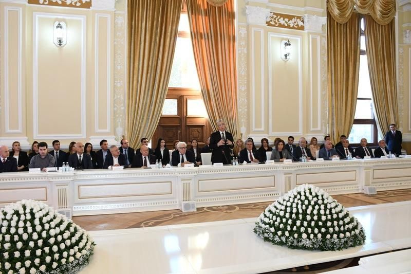 Presentation of book Heydar Aliyev takes place at Baku City Executive Authority [PHOTOS]