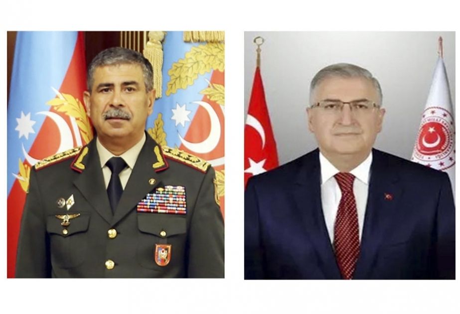 Azerbaijani, Turkish defense ministers hold phone conversation