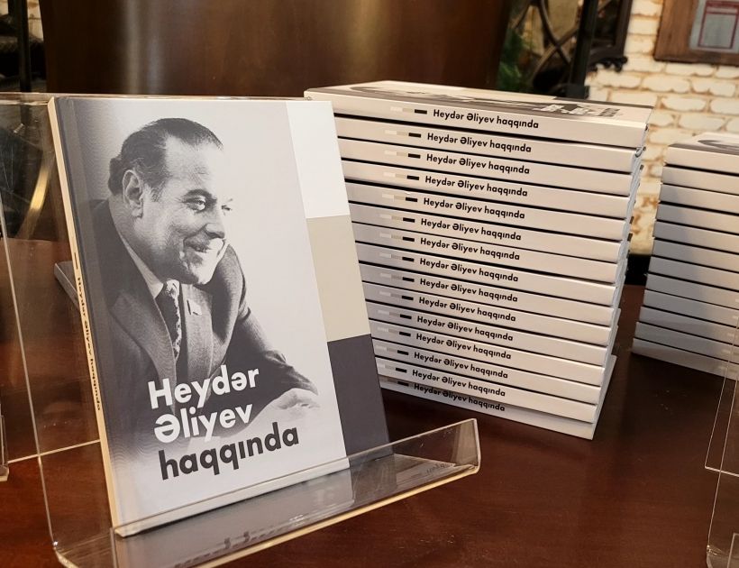 Book about National Leader Heydar Aliyev presented in Baku [PHOTOS]