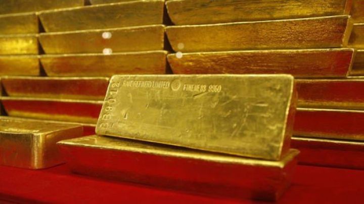 Price of gold rises again
