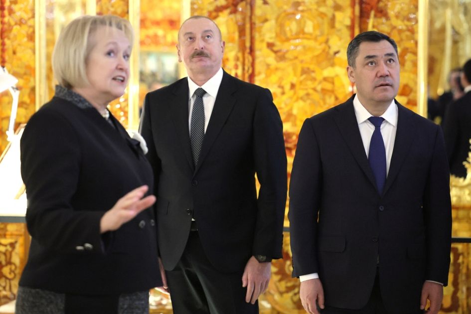 President Ilham Aliyev visits Catherine Palace in Saint Petersburg [PHOTOS/VIDEO]