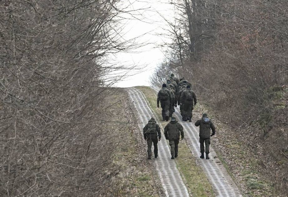 Poland resumes ground search after Friday airspace breach