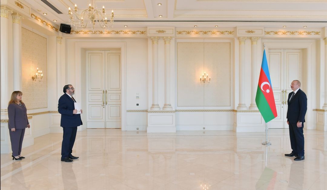 President Ilham Aliyev accepts credentials of incoming ambassador of Peru to Azerbaijan [PHOTOS/VIDEO]