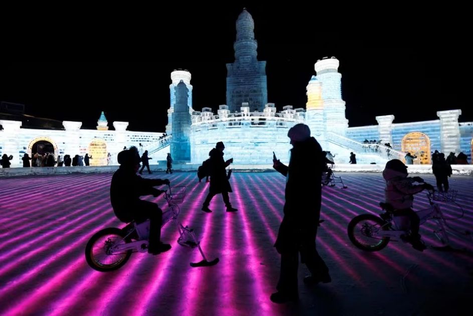Fairy-tale ice sculptures lure droves of tourists into China's Harbin