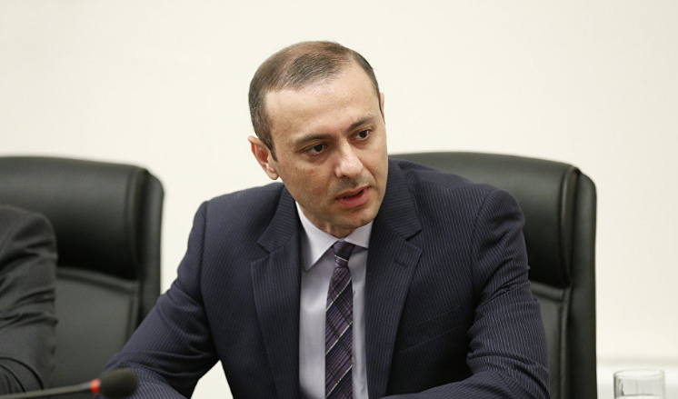 Armenian side responds to Azerbaijani side's peace treaty proposals