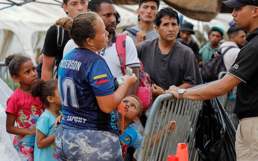 Curfew for migrants imposed in New York