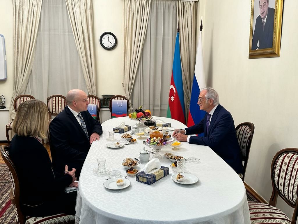 Polad Bulbuloglu meets with newly-appointed Australian Ambassador to Russia [PHOTOS]