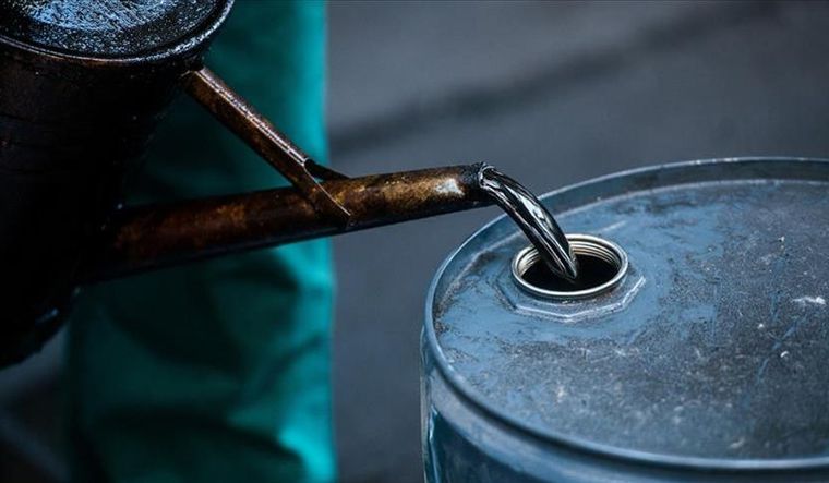 Azerbaijan discloses revenue from crude oil export in previous year