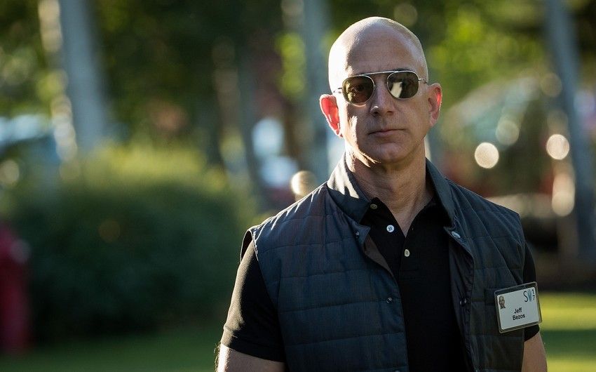 Bezos to sell up to 50 million Amazon shares by Jan. 31 next year