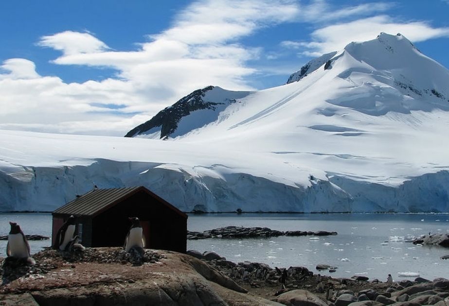 Scientists explain origin of pyramid found in Antarctica